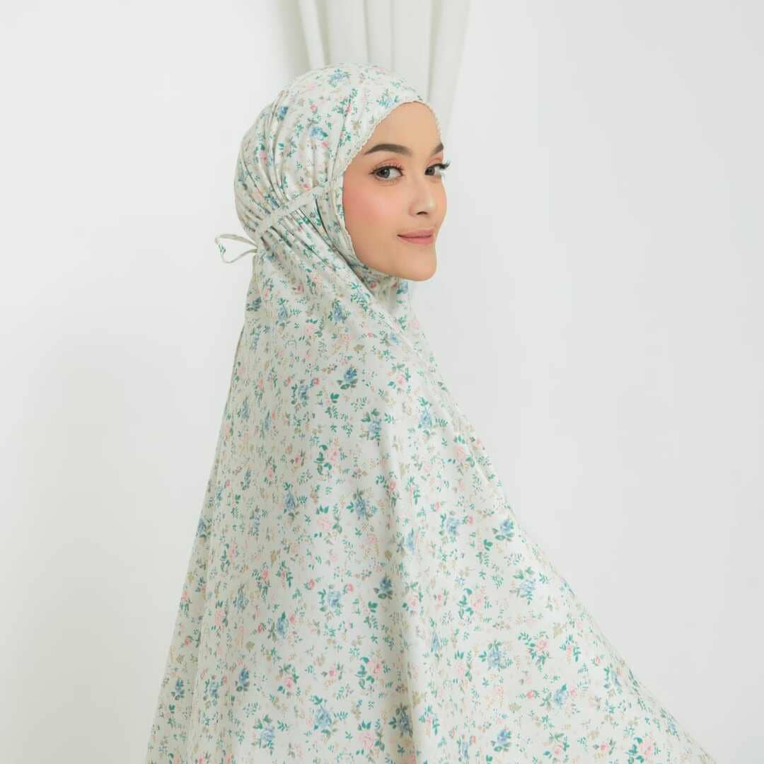 basic white mint
